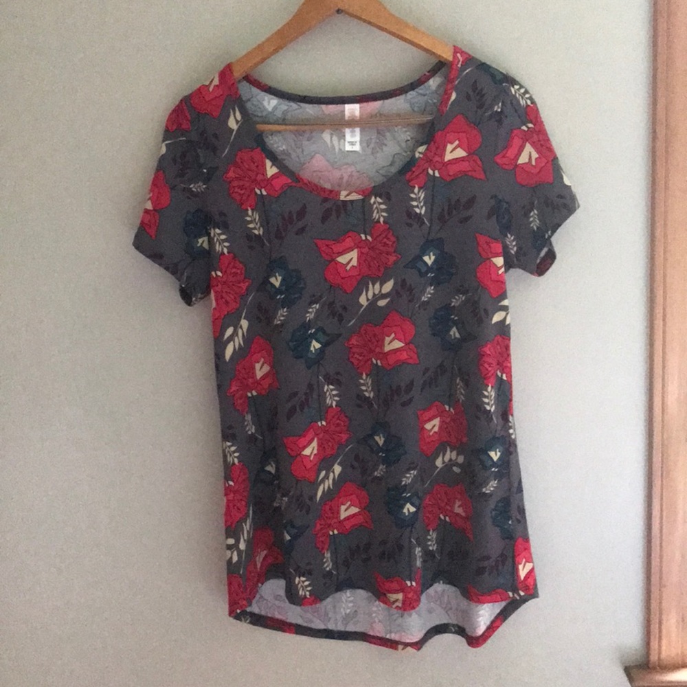 LulaRoe Classic T